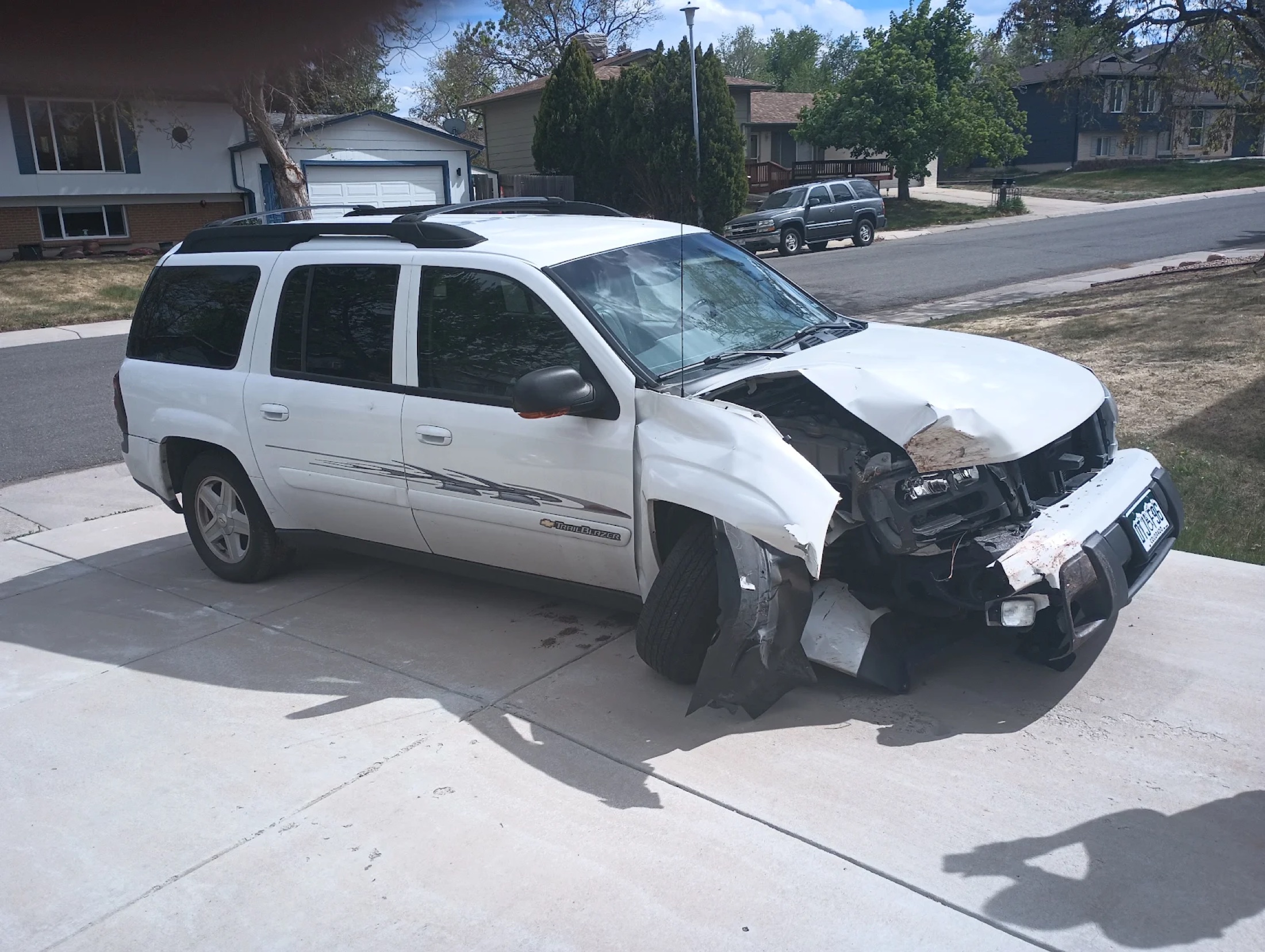 Vehicle before front-end collision repair